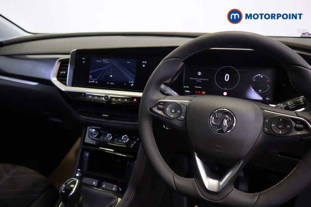 Vauxhall Grandland Ultimate Manual Petrol SUV - Stock Number (1543974) - 1st supplementary image