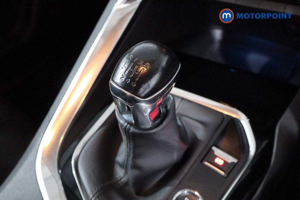 Peugeot 3008 Active Premium Manual Diesel SUV - Stock Number (1544050) - 15th supplementary image
