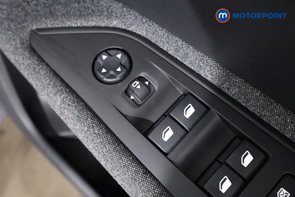 Peugeot 3008 Active Premium Manual Diesel SUV - Stock Number (1544050) - 19th supplementary image