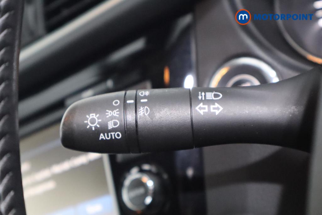 Nissan Qashqai N-Connecta Manual Petrol SUV - Stock Number (1544735) - 9th supplementary image
