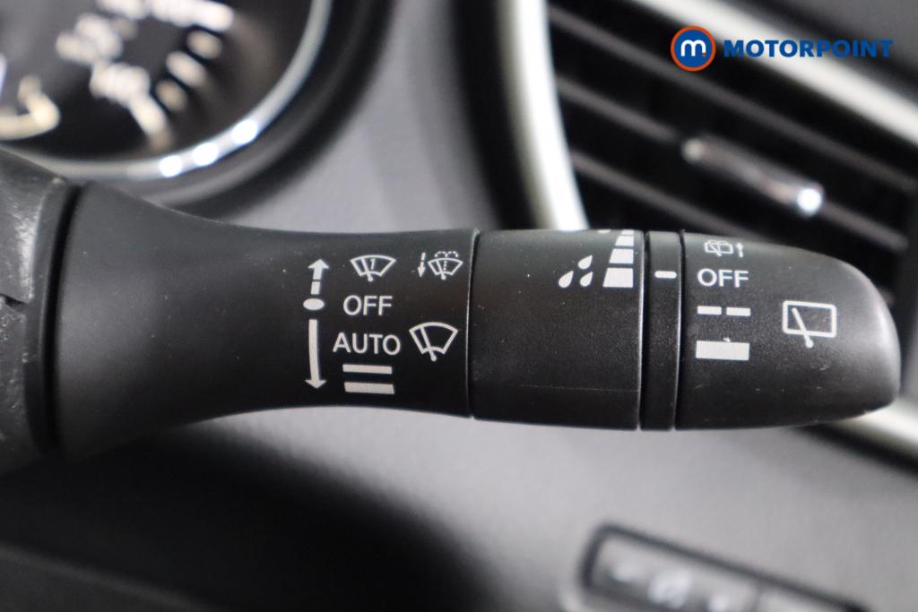 Nissan Qashqai N-Connecta Manual Petrol SUV - Stock Number (1544735) - 10th supplementary image