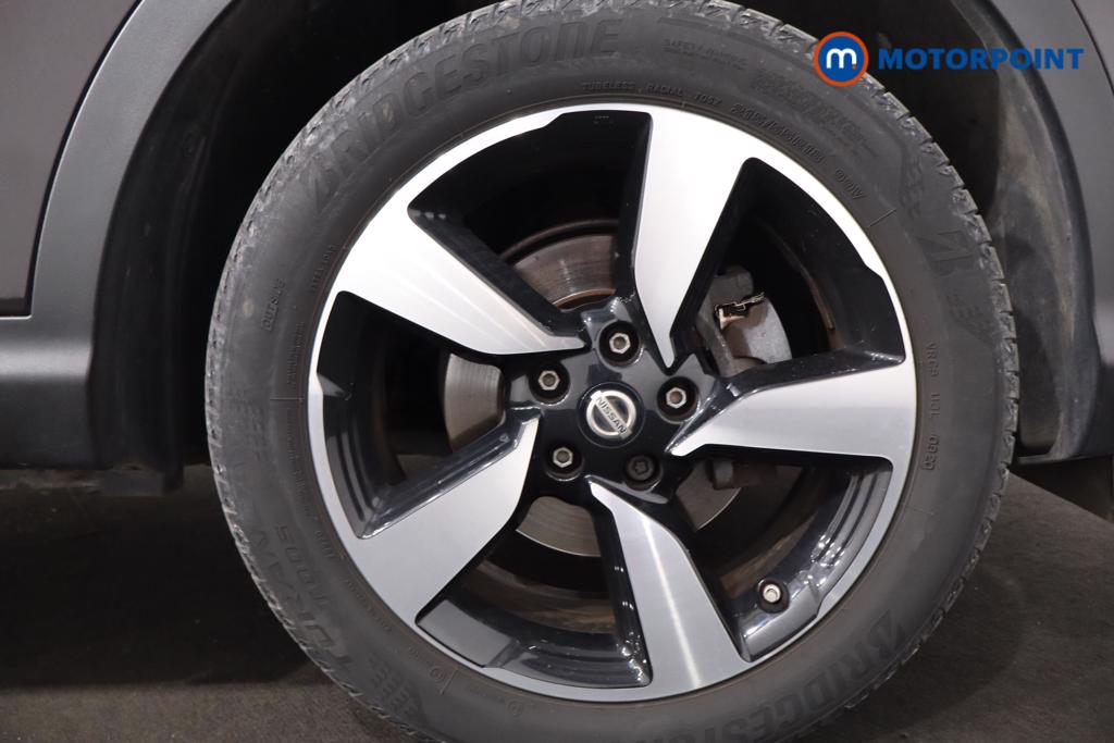 Nissan Qashqai N-Connecta Manual Petrol SUV - Stock Number (1544735) - 20th supplementary image