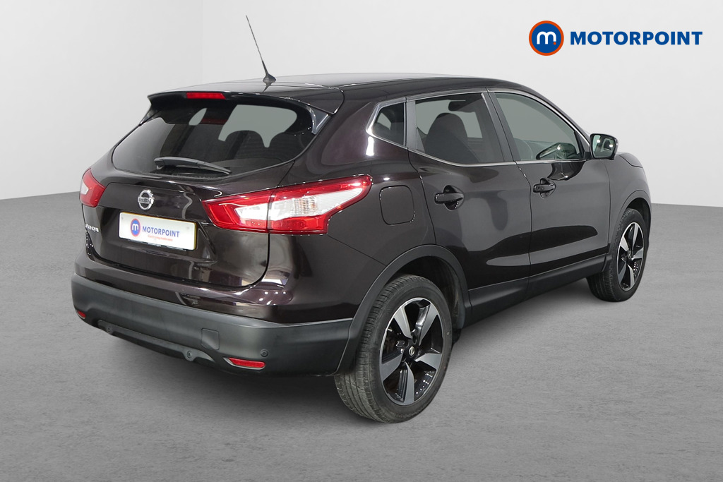 Nissan Qashqai N-Connecta Manual Petrol SUV - Stock Number (1544735) - Drivers side rear corner