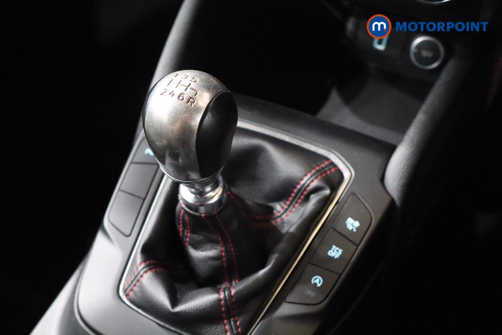 Ford Focus St-Line X Manual Petrol Hatchback - Stock Number (1545451) - 5th supplementary image