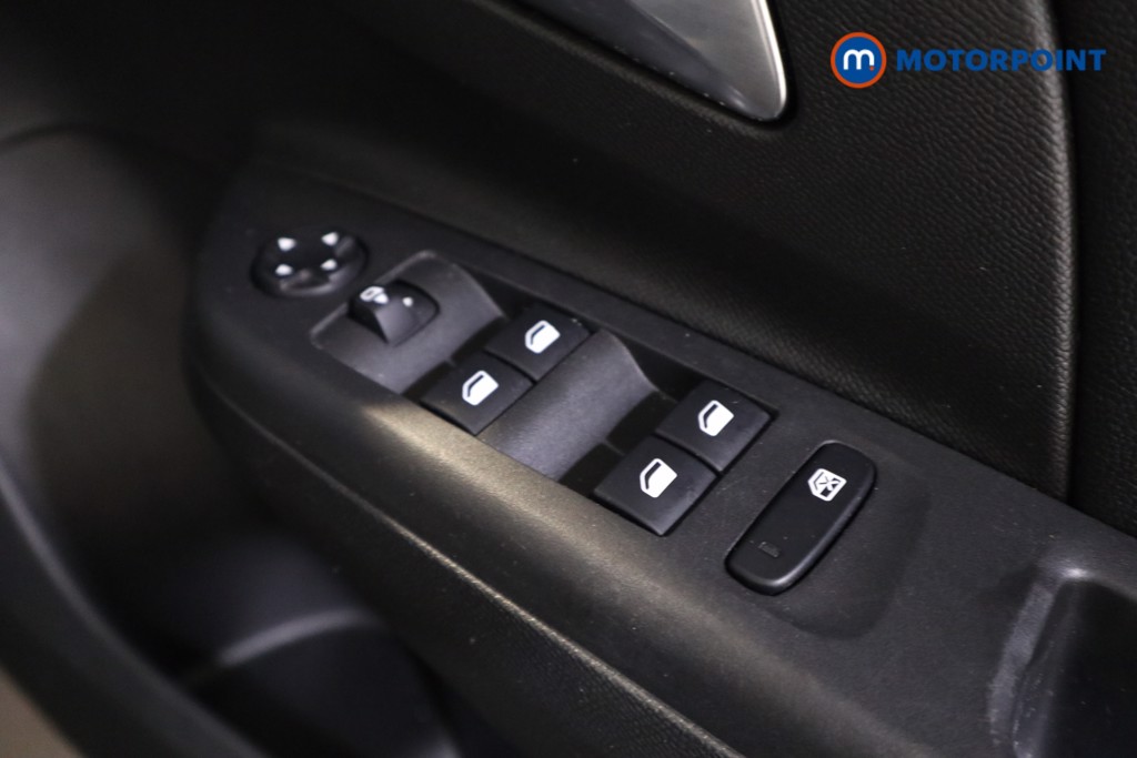 Vauxhall Corsa Elite Nav Manual Petrol Hatchback - Stock Number (1545964) - 10th supplementary image