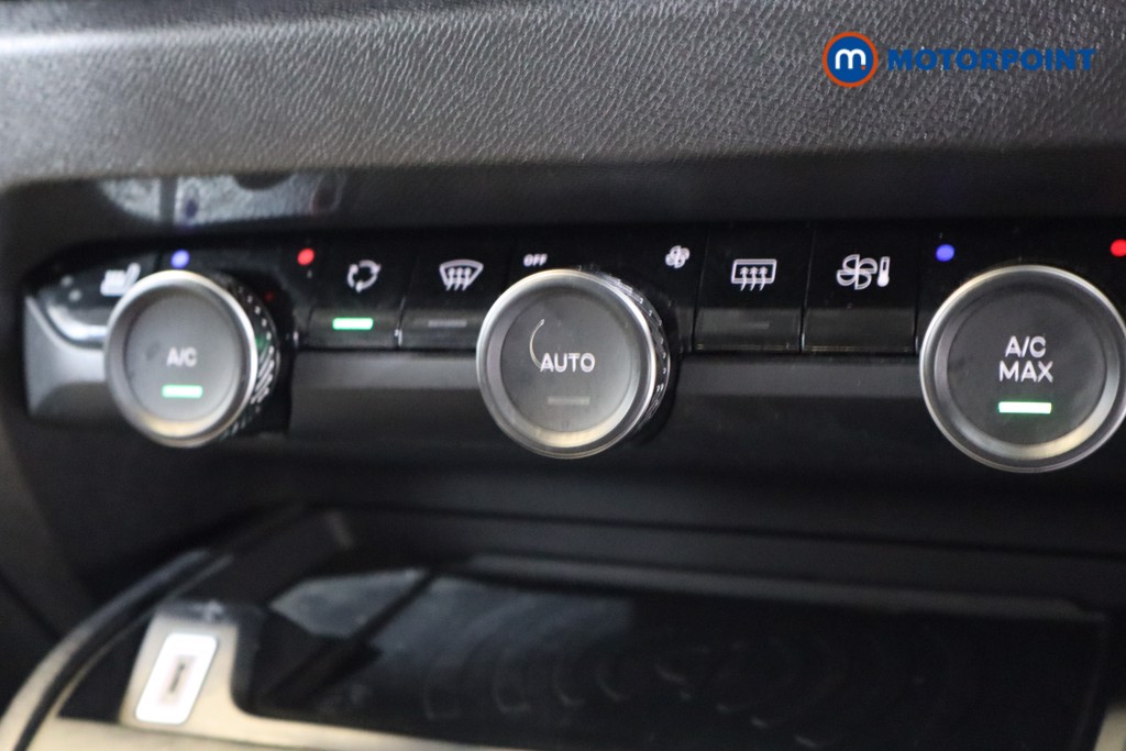 Citroen C4 E-Series Automatic Electric Hatchback - Stock Number (1547072) - 6th supplementary image