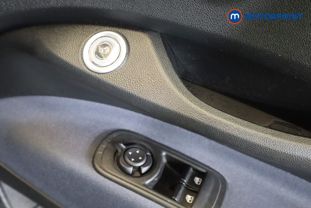 Fiat 500 Icon Automatic Electric Convertible - Stock Number (1547581) - 9th supplementary image
