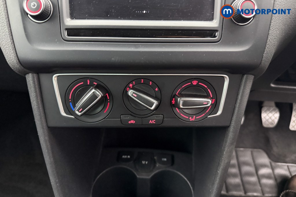 Volkswagen Polo Match Manual Petrol Hatchback - Stock Number (1547937) - 6th supplementary image