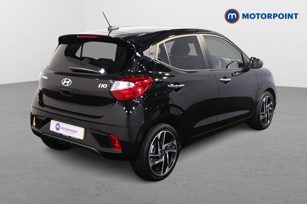 Hyundai I10 Premium Manual Petrol Hatchback - Stock Number (1548132) - Drivers side rear corner