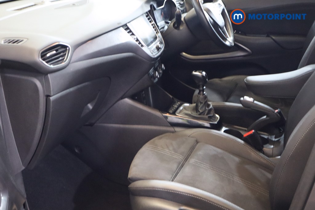 Vauxhall Crossland Ultimate Nav Manual Diesel SUV - Stock Number (1548407) - 10th supplementary image
