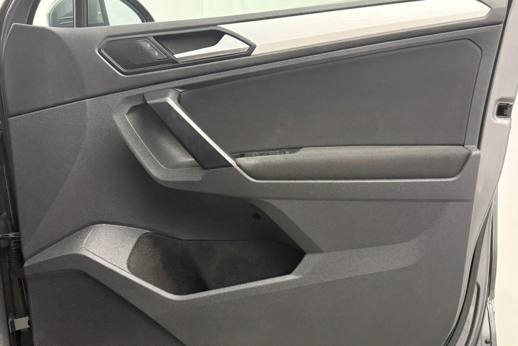 Volkswagen Tiguan Match Automatic Diesel SUV - Stock Number (1548918) - 17th supplementary image
