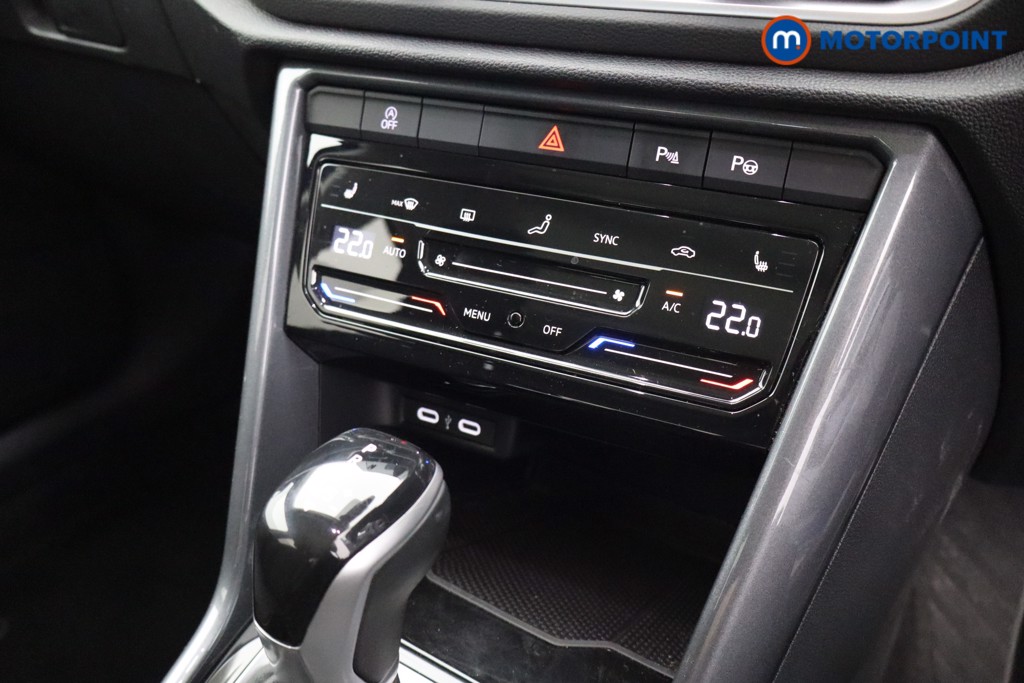 Volkswagen T-Roc Style Automatic Petrol SUV - Stock Number (1548975) - 9th supplementary image