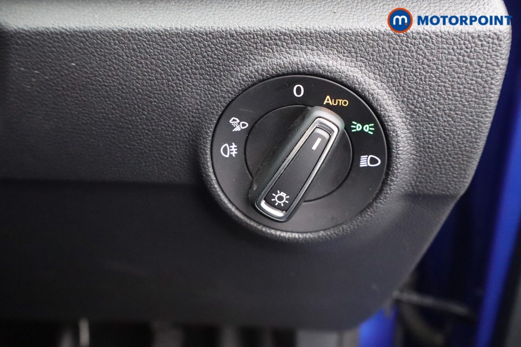 Volkswagen T-Roc Style Automatic Petrol SUV - Stock Number (1548975) - 12th supplementary image
