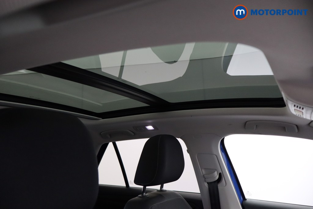 Volkswagen T-Roc Style Automatic Petrol SUV - Stock Number (1548975) - 13th supplementary image