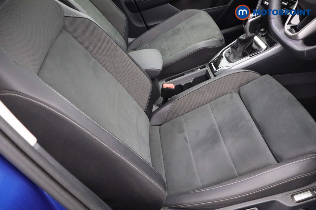 Volkswagen T-Roc Style Automatic Petrol SUV - Stock Number (1548975) - 14th supplementary image