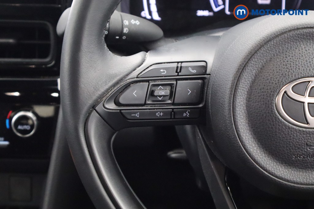 Toyota Yaris Cross Design Automatic Petrol-Electric Hybrid Estate - Stock Number (1548988) - 4th supplementary image