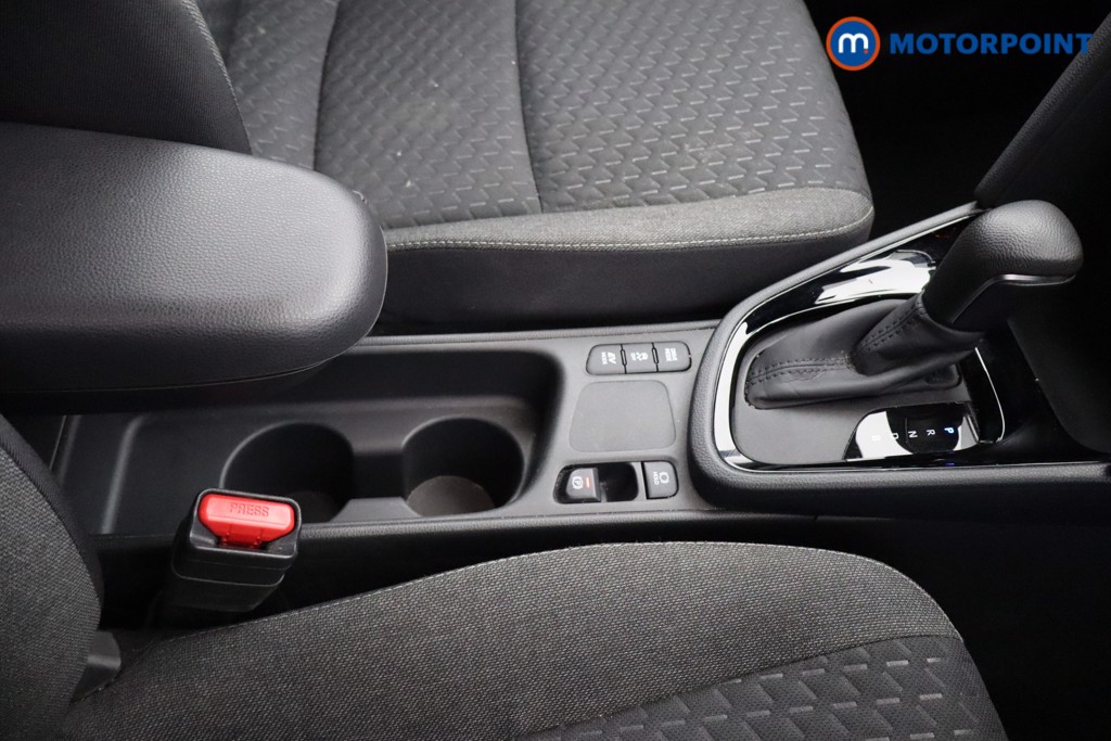 Toyota Yaris Cross Design Automatic Petrol-Electric Hybrid Estate - Stock Number (1548988) - 7th supplementary image