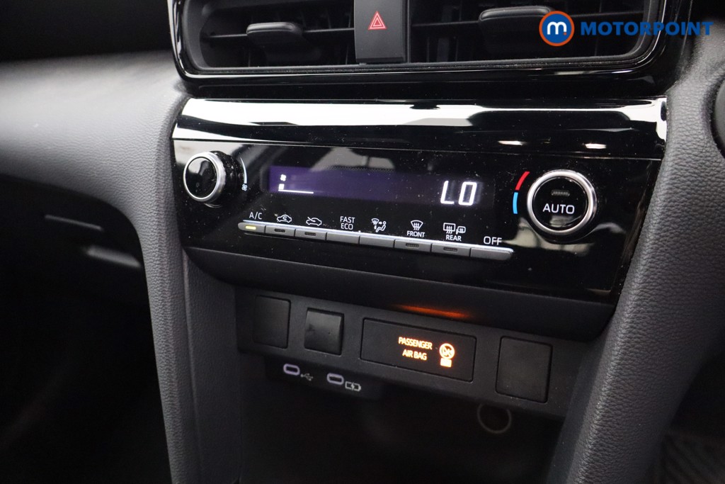 Toyota Yaris Cross Design Automatic Petrol-Electric Hybrid Estate - Stock Number (1548988) - 8th supplementary image