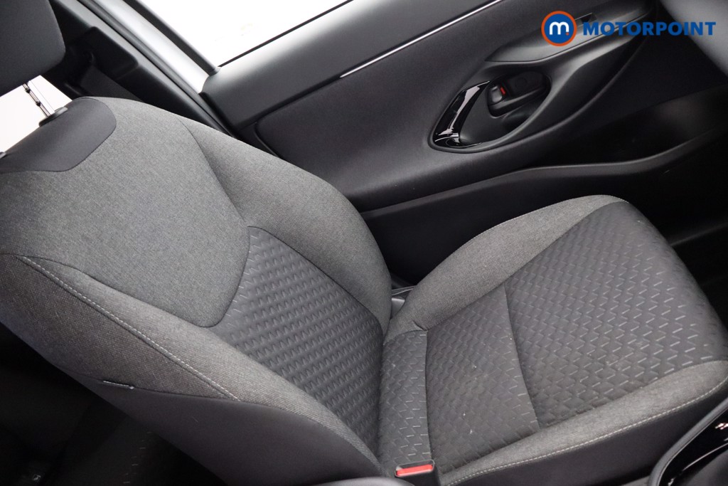 Toyota Yaris Cross Design Automatic Petrol-Electric Hybrid Estate - Stock Number (1548988) - 13th supplementary image