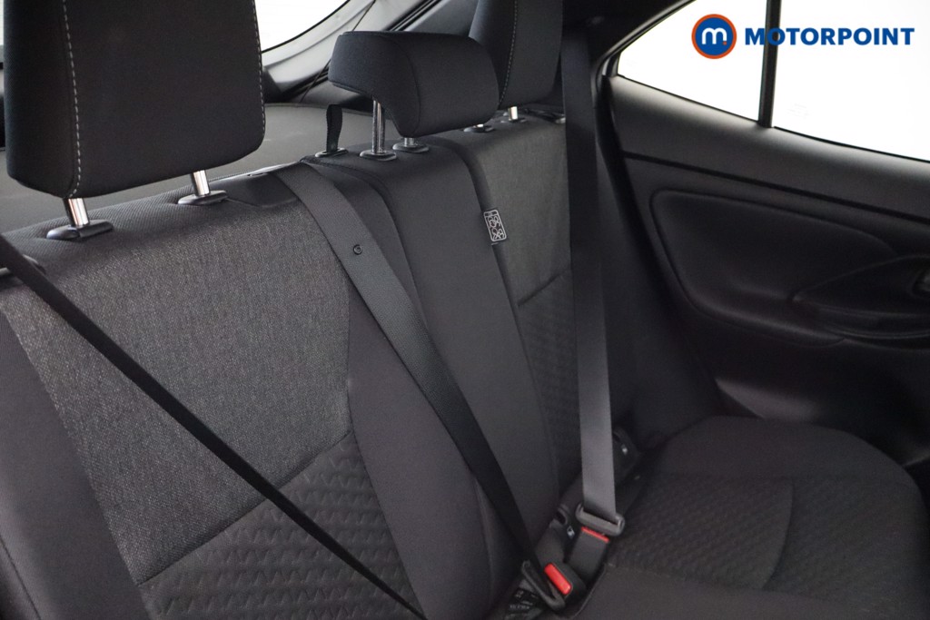 Toyota Yaris Cross Design Automatic Petrol-Electric Hybrid Estate - Stock Number (1548988) - 17th supplementary image