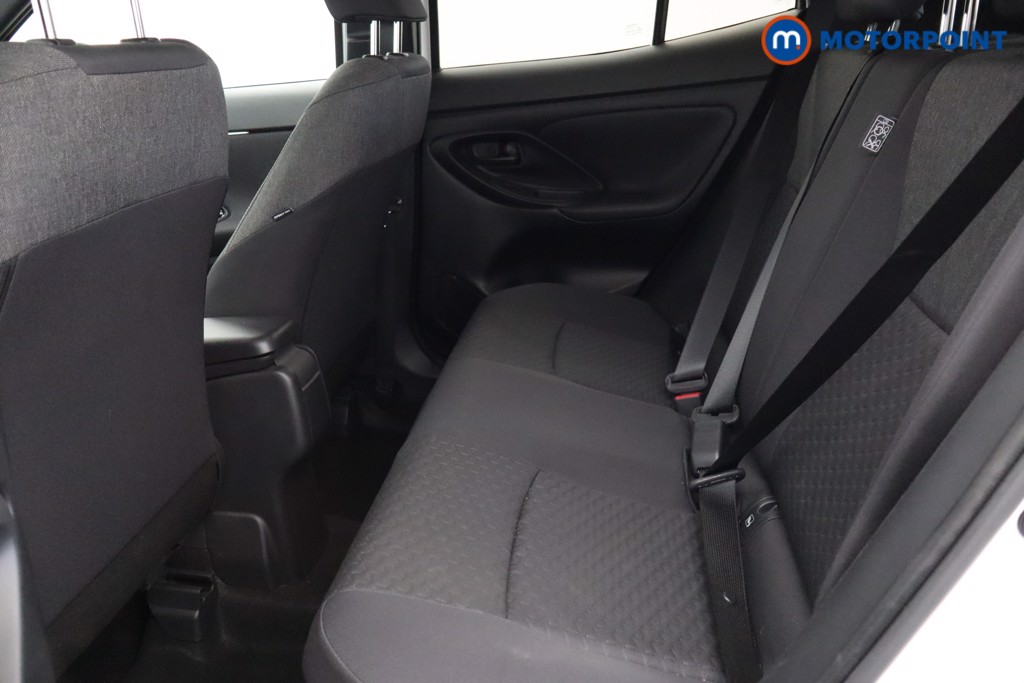 Toyota Yaris Cross Design Automatic Petrol-Electric Hybrid Estate - Stock Number (1548988) - 19th supplementary image