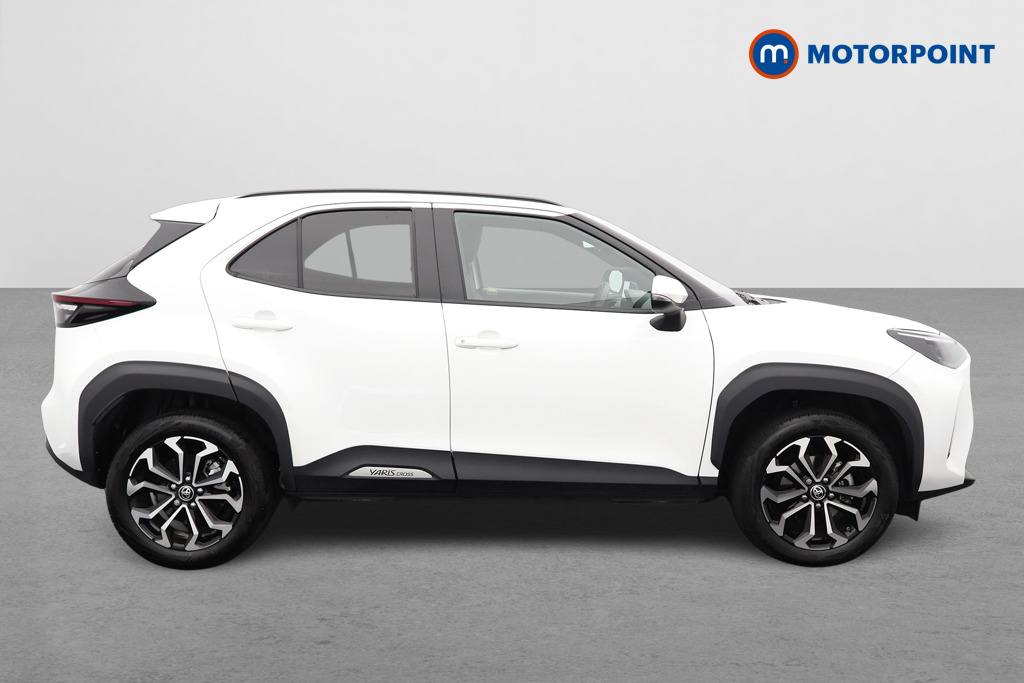 Toyota Yaris Cross Design Automatic Petrol-Electric Hybrid Estate - Stock Number (1548988) - Drivers side