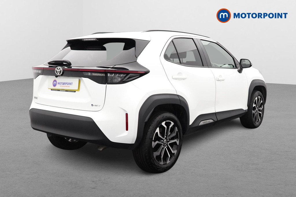 Toyota Yaris Cross Design Automatic Petrol-Electric Hybrid Estate - Stock Number (1548988) - Drivers side rear corner