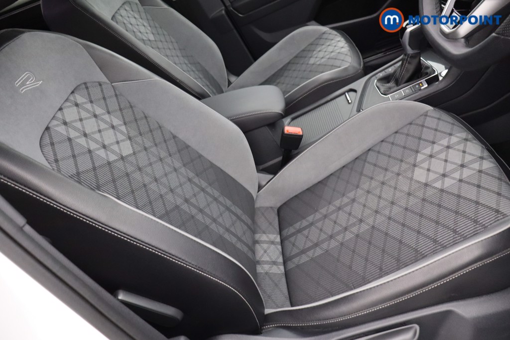 Volkswagen Tiguan Allspace R-Line Automatic Petrol SUV - Stock Number (1549101) - 16th supplementary image