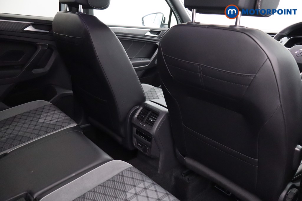 Volkswagen Tiguan Allspace R-Line Automatic Petrol SUV - Stock Number (1549101) - 21st supplementary image