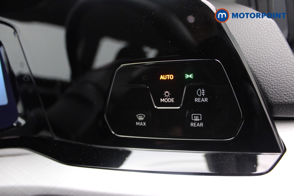 Volkswagen Golf Life Manual Petrol Estate - Stock Number (1549532) - 14th supplementary image