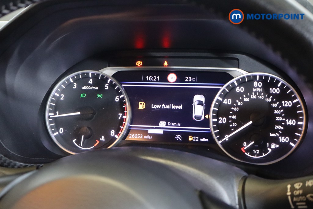 Nissan Juke N-Connecta Manual Petrol SUV - Stock Number (1549609) - 2nd supplementary image