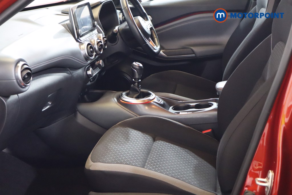Nissan Juke N-Connecta Manual Petrol SUV - Stock Number (1549609) - 10th supplementary image