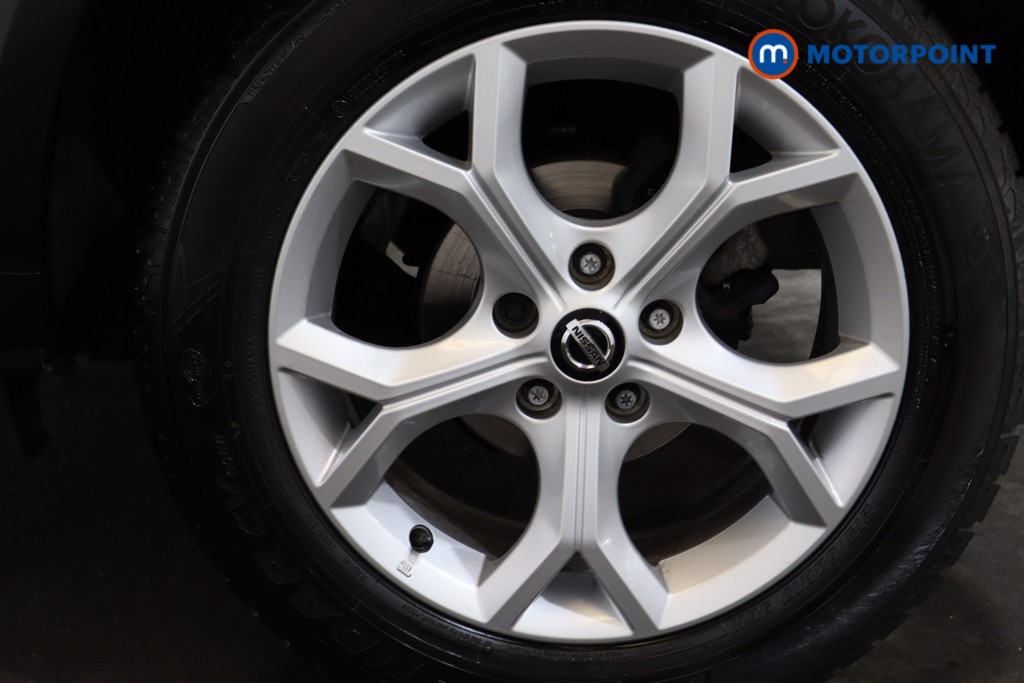 Nissan Juke N-Connecta Manual Petrol SUV - Stock Number (1549609) - 14th supplementary image