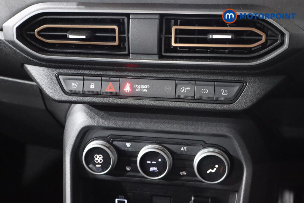 Dacia Sandero Stepway Extreme Manual Petrol Hatchback - Stock Number (1549830) - 4th supplementary image