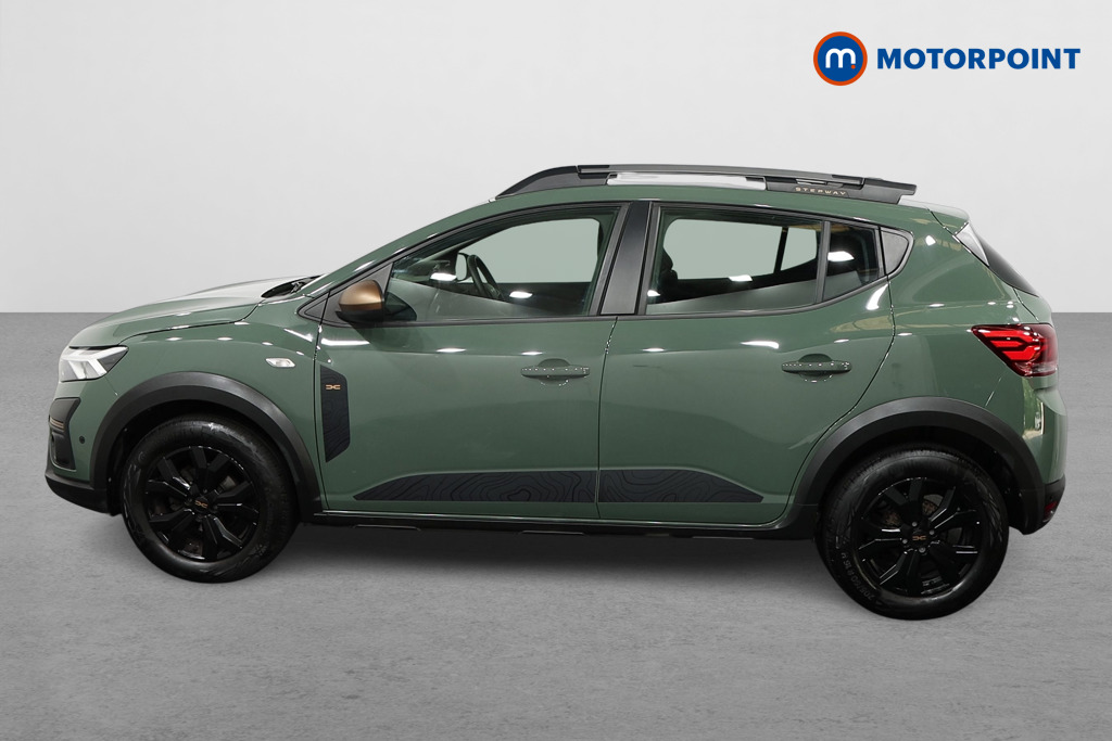 Dacia Sandero Stepway Extreme Manual Petrol Hatchback - Stock Number (1549830) - Passenger side