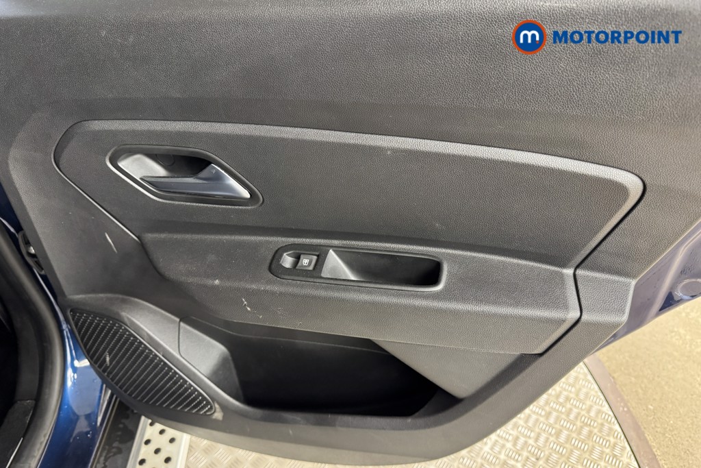Dacia Duster Prestige Manual Petrol SUV - Stock Number (1549836) - 16th supplementary image