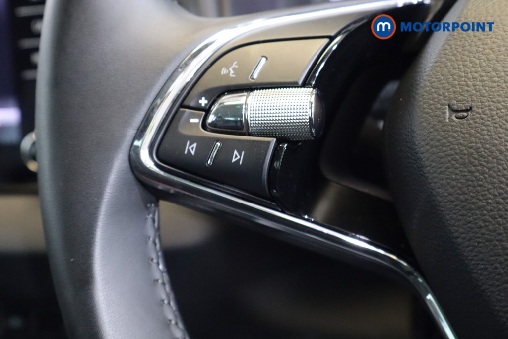 Skoda Karoq SE Manual Petrol SUV - Stock Number (1549910) - 6th supplementary image