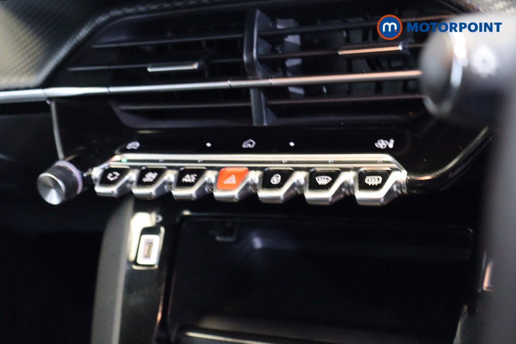 Peugeot 208 Allure Manual Petrol Hatchback - Stock Number (1549947) - 4th supplementary image