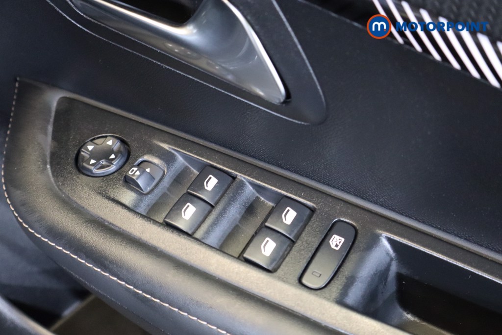 Peugeot 208 Allure Manual Petrol Hatchback - Stock Number (1549947) - 10th supplementary image