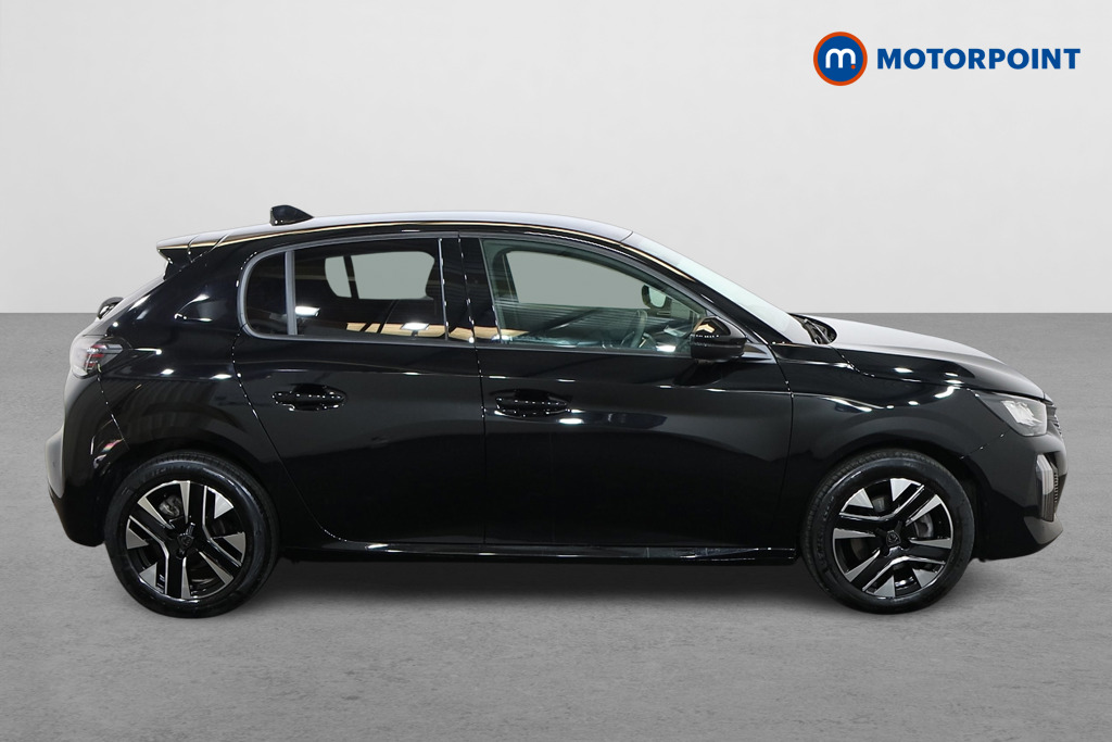 Peugeot 208 Allure Manual Petrol Hatchback - Stock Number (1549947) - Drivers side