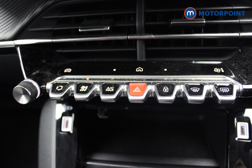 Peugeot 208 Allure Manual Petrol Hatchback - Stock Number (1549948) - 8th supplementary image