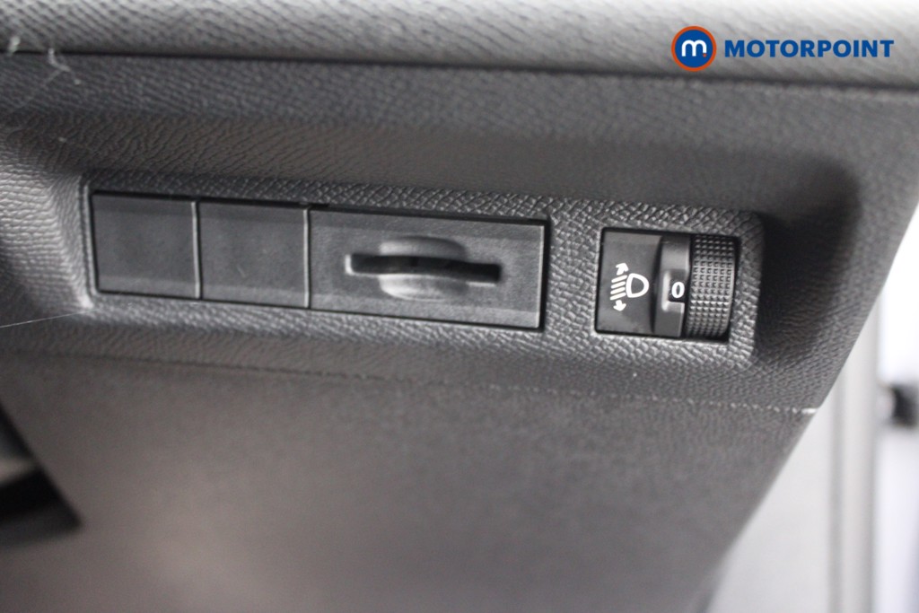 Peugeot 308 Allure Premium Automatic Petrol Hatchback - Stock Number (1549961) - 14th supplementary image