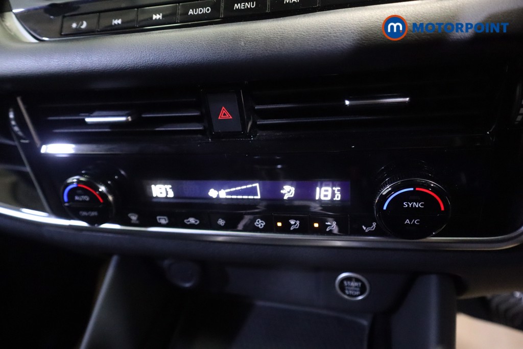 Nissan Qashqai N-Connecta Manual Petrol SUV - Stock Number (1550149) - 4th supplementary image