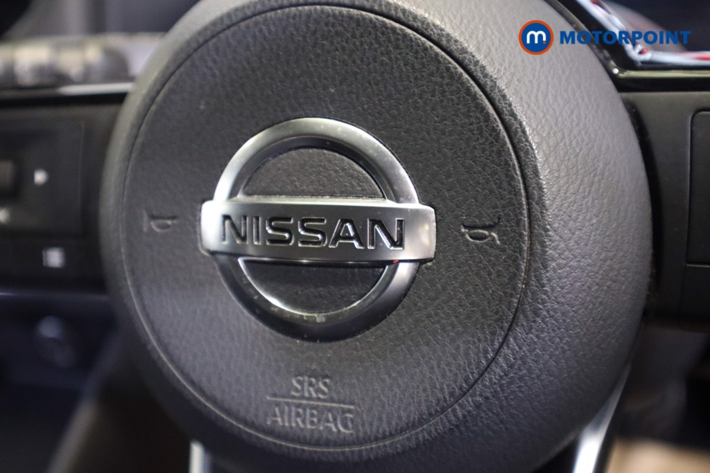 Nissan Qashqai N-Connecta Manual Petrol SUV - Stock Number (1550149) - 10th supplementary image