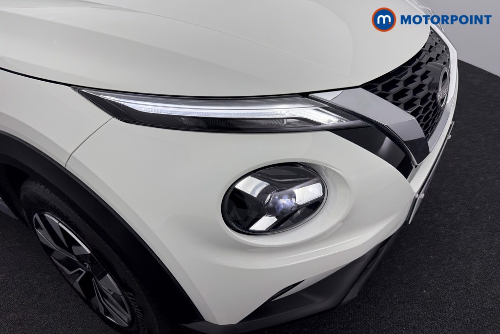 Nissan Juke Acenta Premium Manual Petrol SUV - Stock Number (1550489) - 23rd supplementary image