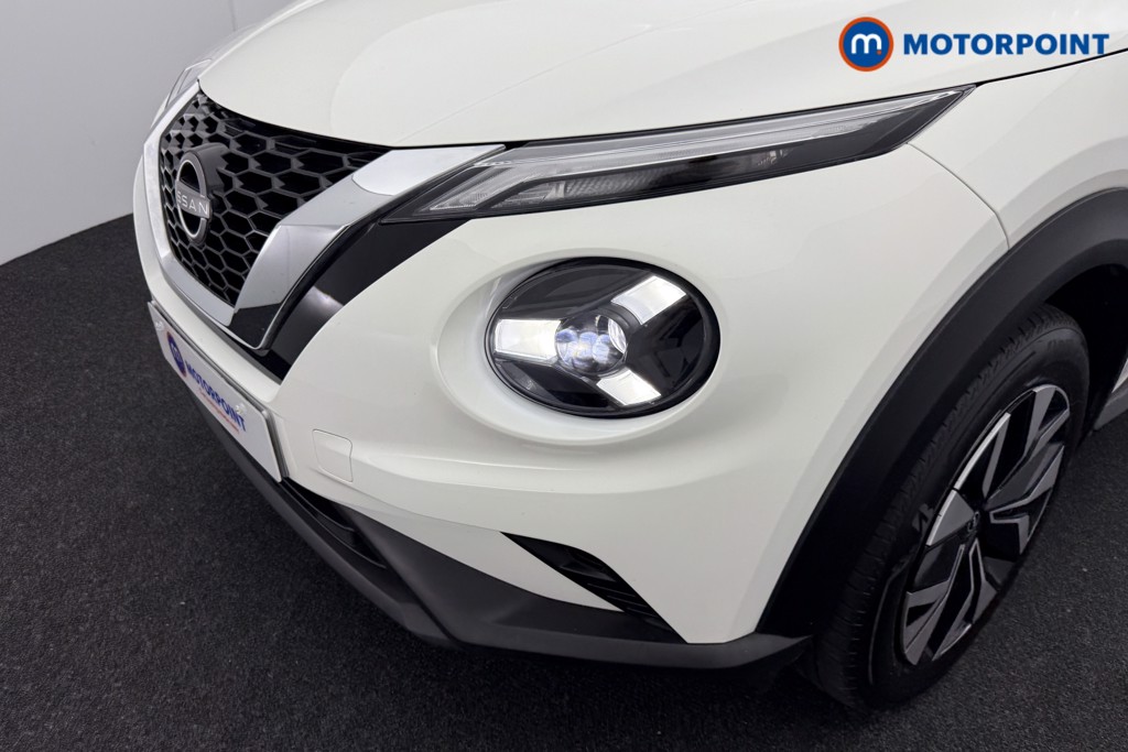 Nissan Juke Acenta Premium Manual Petrol SUV - Stock Number (1550489) - 24th supplementary image