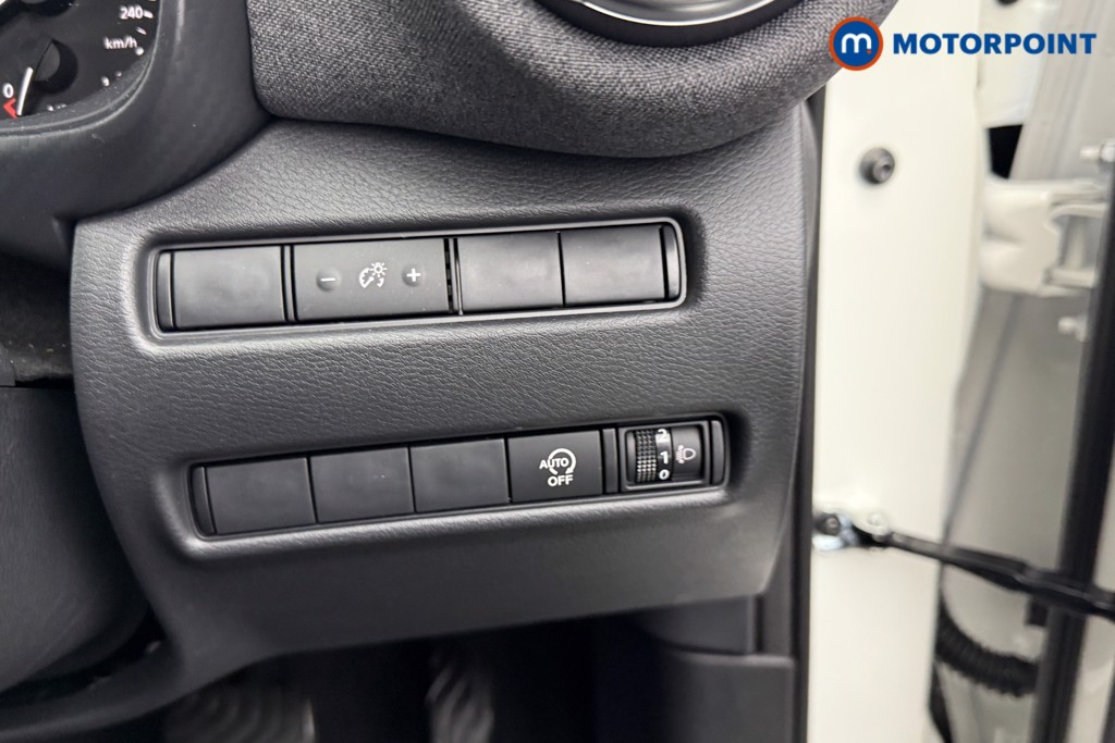 Nissan Juke Acenta Premium Automatic Petrol SUV - Stock Number (1550490) - 12th supplementary image