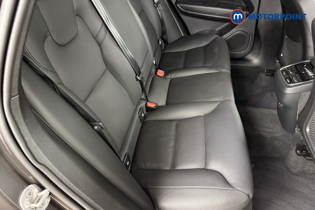 Volvo Xc60 Plus Automatic Diesel SUV - Stock Number (1550494) - 4th supplementary image