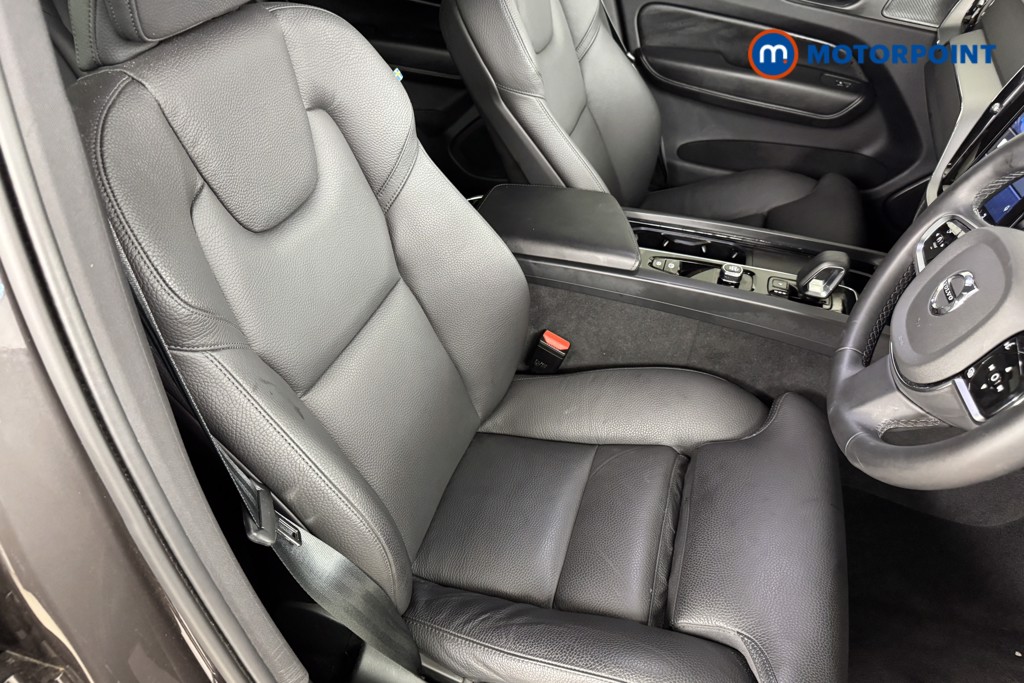 Volvo Xc60 Plus Automatic Diesel SUV - Stock Number (1550494) - 5th supplementary image