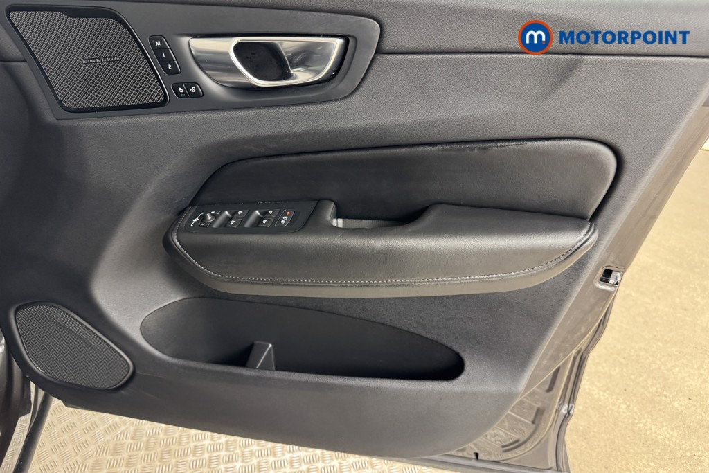 Volvo Xc60 Plus Automatic Diesel SUV - Stock Number (1550494) - 15th supplementary image